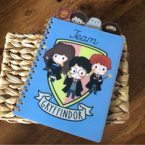 Harry Potter Crib Team Gryffindor tabbed Spiral notebook - Picture 1 of 6